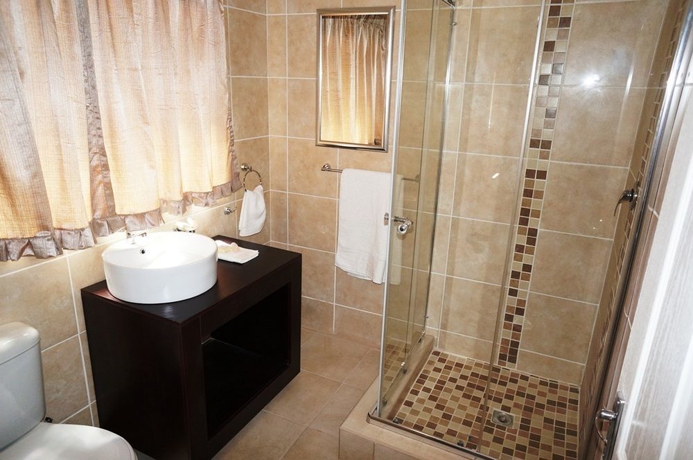 Mckala Guesthouse Kimberley Kültér fotó